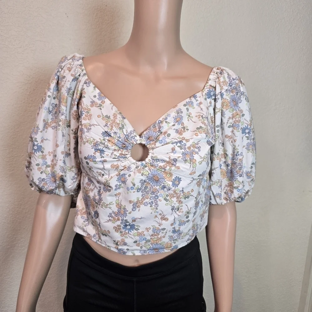 Abercrombie & Fitch Ditsy Floral Lined Puff Ballon Sleeve Crop Top - Size Medium